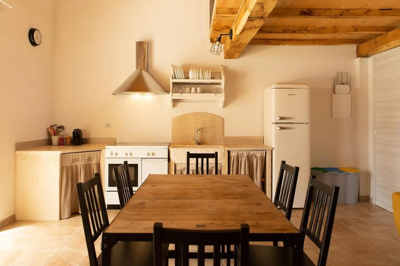 Apartamento Casa Brigante Luxury With Pool Capannori 0*,
