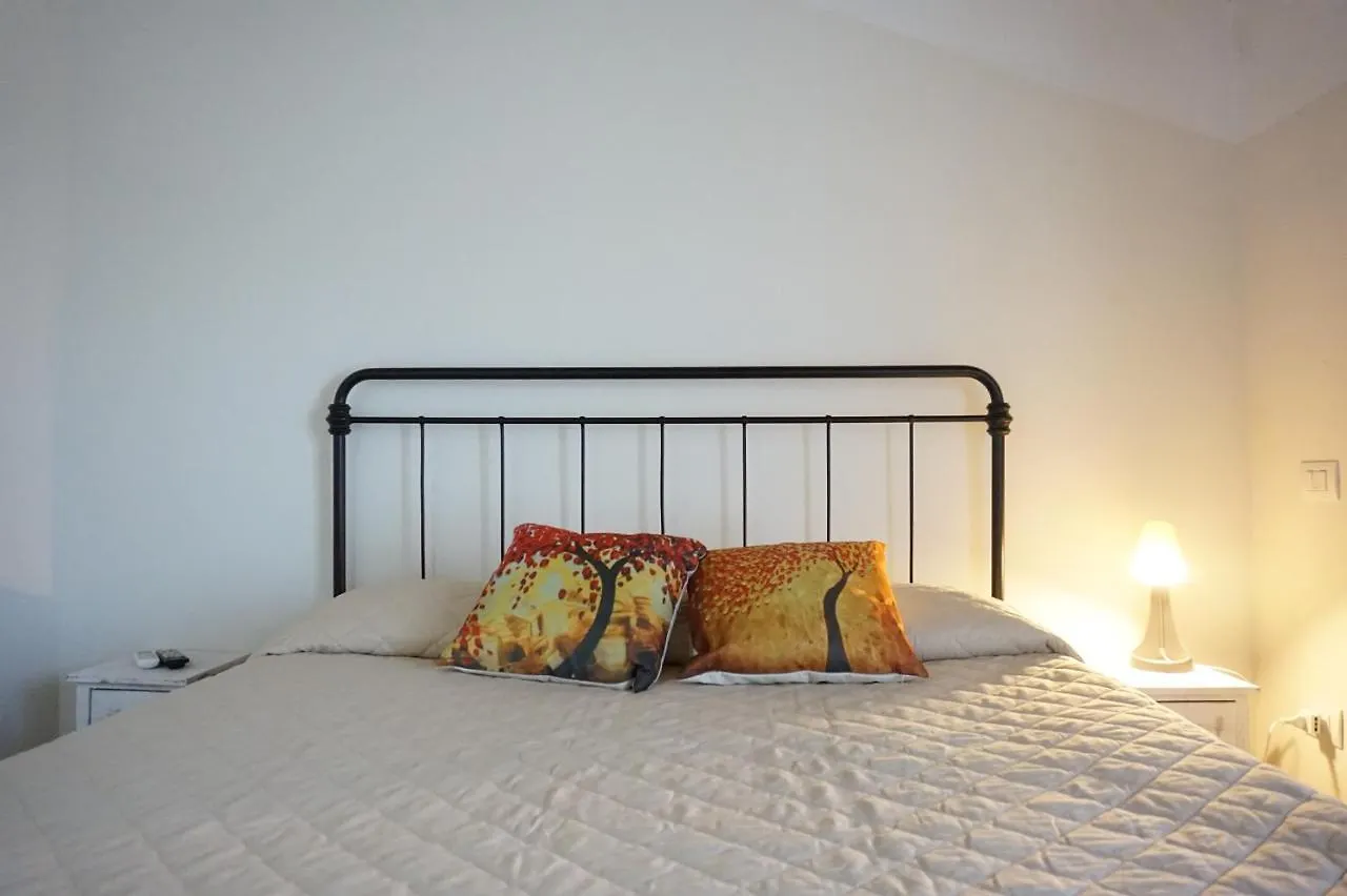 Apartamento Casa Brigante Luxury With Pool Capannori 0*,  Italia